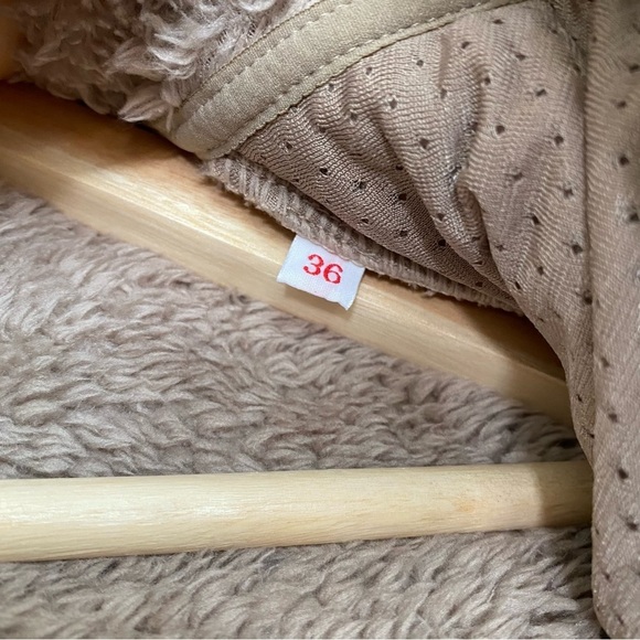 Danton High Pile Hooded Jacket - Picture 5 of 10